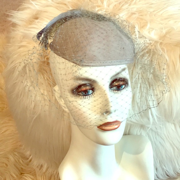 Vintage Vailed Wool Hat!